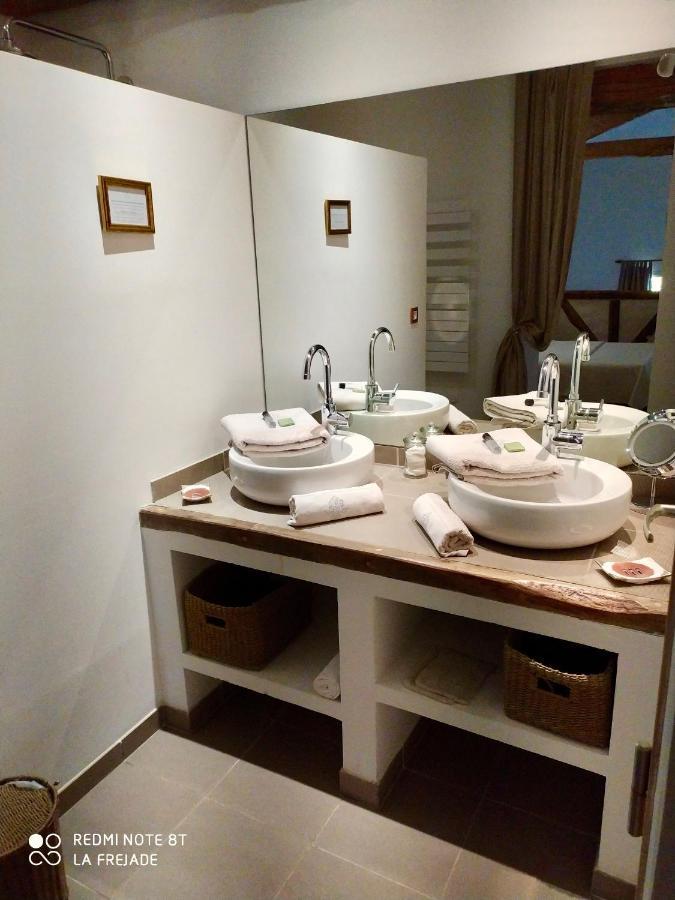 Bed and Breakfast La Fréjade Lisle-sur-Tarn Exterior foto