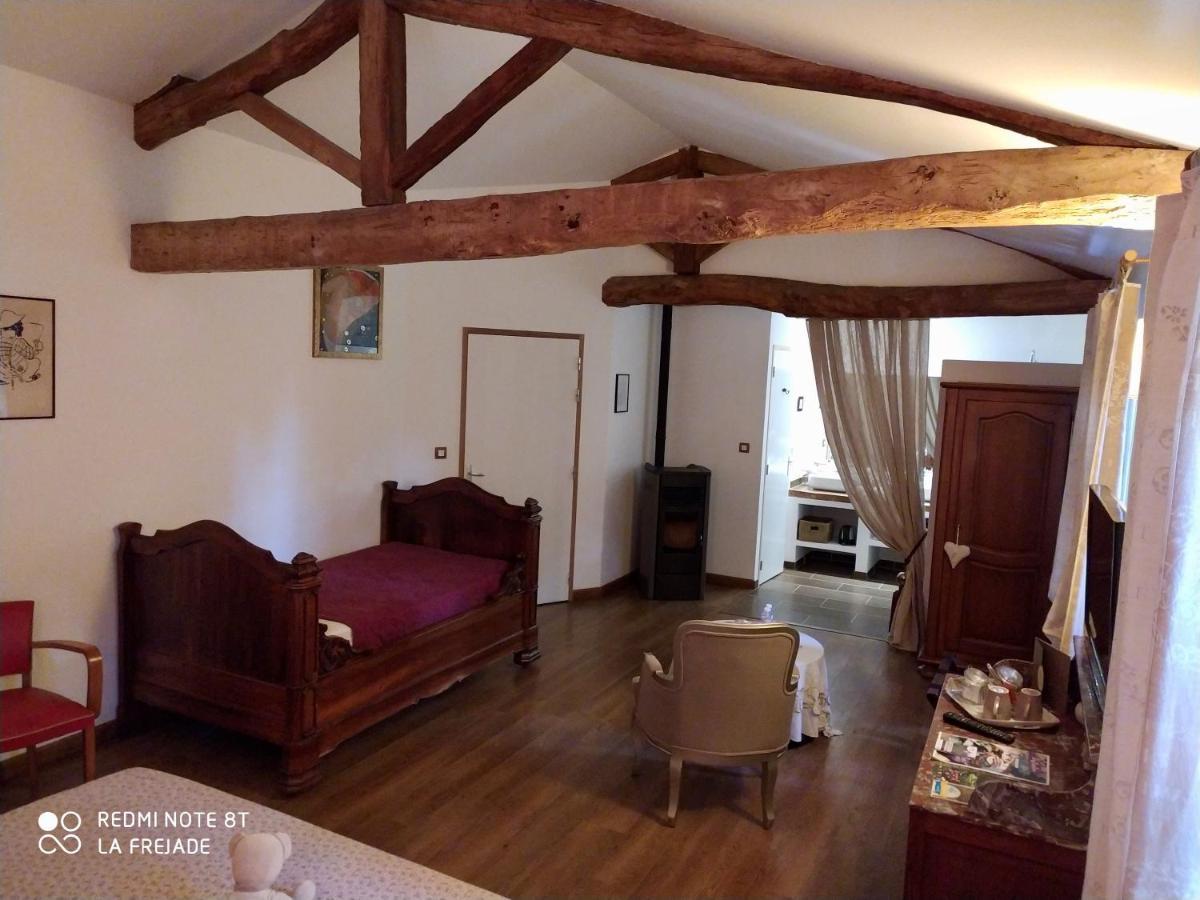 Bed and Breakfast La Fréjade Lisle-sur-Tarn Exterior foto