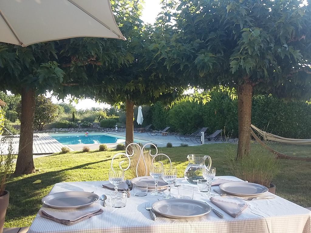 Bed and Breakfast La Fréjade Lisle-sur-Tarn Exterior foto